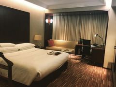 -上海龙之梦万丽酒店