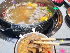 -四点金粥底火锅(沂州里店)