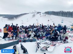 -乔波室内滑雪场