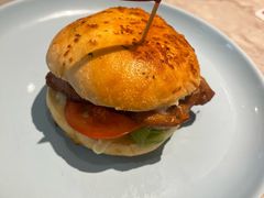 -必胜客(上海新南方商城PH店)