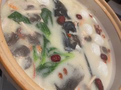 秀水浓汤鱼头皇（半个）-羡餐厅