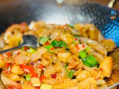 干锅肥肠-费大厨辣椒炒肉(万家丽一店)