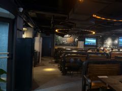 -麦凯伦烧烤·精酿超级工厂店(金桥总店)