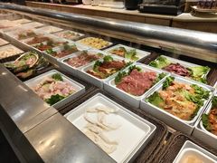 -尚品海鲜肥牛自助火锅(湖明店)