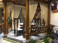 -万重锦·人文川菜馆(骡马市店)