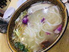 -桥香园云南过桥米线(金马碧鸡店)
