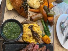 -Mark&Mars Restaurant