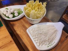 -小小河边鱼(天润城店)