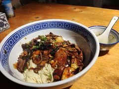 蛤蜊猪肝面-沪西老弄堂面馆(定西路店)