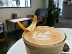 柑橘拿铁-研途咖啡馆(健康路店)
