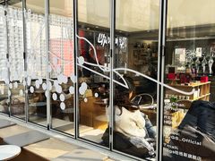 -HUGS coffee(东区店)