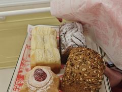 -红星前进面包牛奶公司(君太店)