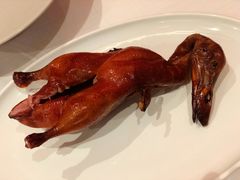港式烤乳鸭-东富酒家(龙湖西溪天街店)