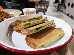 -HELLO 27 意面·沙拉·帕尼尼