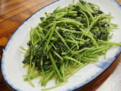 -乡巴佬鼎锅饭