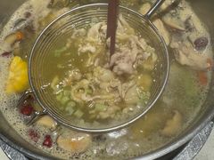 -煲王粤菜餐厅(中侨中心店)