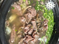 -乐山食古香跷脚牛肉