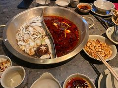 -小龙坎火锅(湖滨银泰in77店)