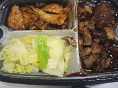 -瑞霖·隆江猪脚饭