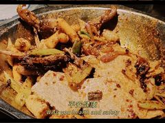 -嘎嘎鸭下巴·爆辣干锅(明教寺店)