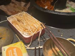 -晓宇重庆火锅(西安荟聚店)