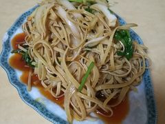 -乡府肉丁水饺(环山路店)