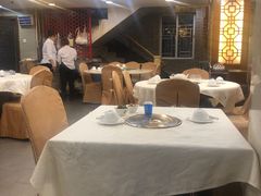 大堂-渝君重庆火锅(嘉宾路店)