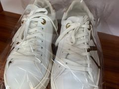 -翰皇直营洗衣洗鞋(望京鹿港店)