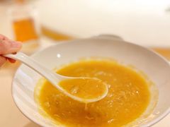 蟹粉鱼翅-成隆行·蟹王府(九江路店)