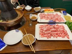 -楼外楼大刀肉传统火锅居(博学路店)