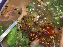 -云阿蛮云南生烫牛肉米线(奉贤路店)