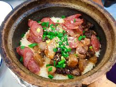 腊肠腊肉煲仔饭-红星光发煲仔饭(大石街店)