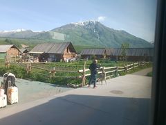 -喀纳斯禾木山庄