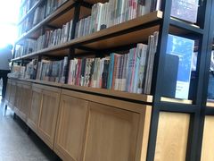 -简屋书店