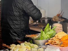 -清真回族八哥秘制饼夹菜