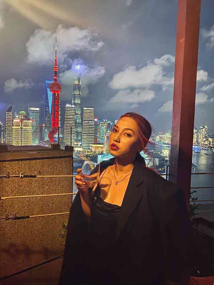 非常时髦酒吧vue bar(外滩茂悦大酒店)-"外滩茂悦真的是观赏陆家嘴的