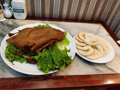 精品香酥鸭-晋阳饭庄(虎坊桥店)