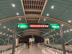 -龙阳路磁悬浮列车总站-停车场