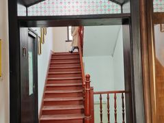 -良友书坊(安徽路店)