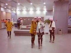 -冠军冰场CHAMPION RINK(环球银泰城店)