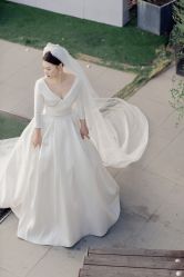 -派丽莫Pellimo原创设计婚纱品牌
