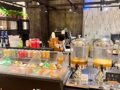 -松咖啡自助餐厅·松北香格里拉