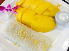 -Dang restaurant (patong phuket)
