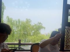 -鹊华居·地道鲁菜·海鲜·融合味(大明湖店)