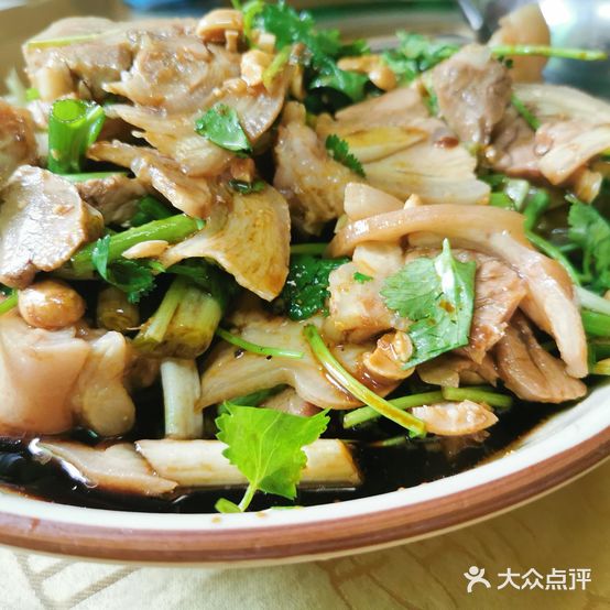 湛港海鲜火锅饭店