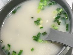 -洪氏嗨捞·广东猪肚鸡·椰子鸡火锅(西咸万象城店)