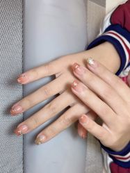 -梵莎美甲美睫