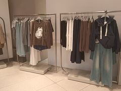 -URBAN REVIVO(七宝领展广场店)
