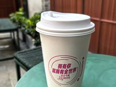 -星巴克臻选(上海今潮8弄店)