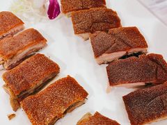 金牌乳猪-广州酒家(文昌总店)